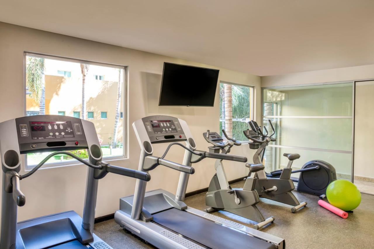 Fiesta Inn Express San Luis Potosi Oriente Εξωτερικό φωτογραφία