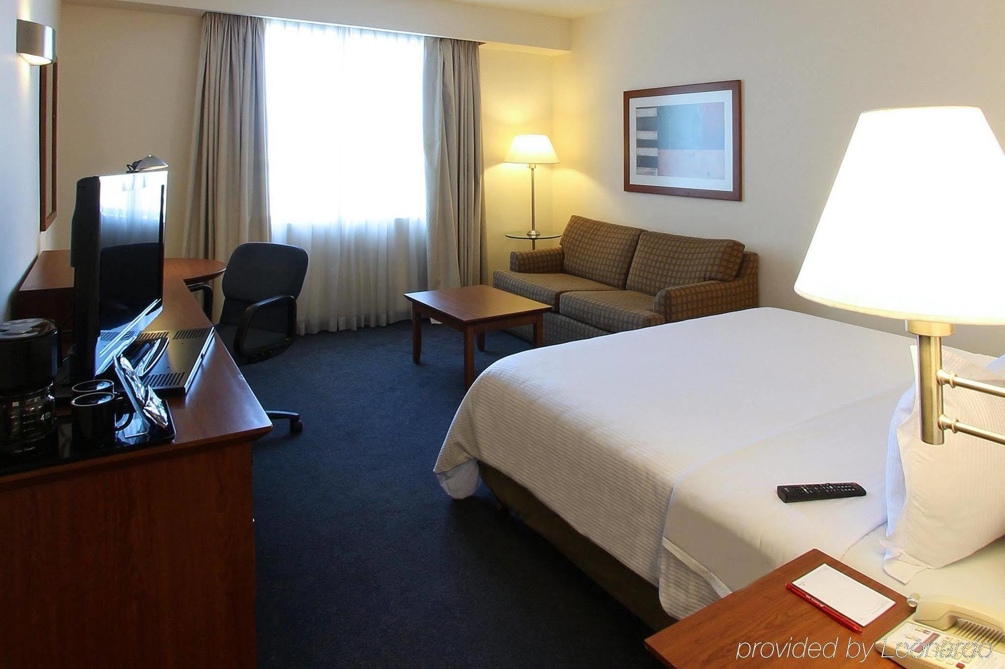 Fiesta Inn Express San Luis Potosi Oriente Εξωτερικό φωτογραφία
