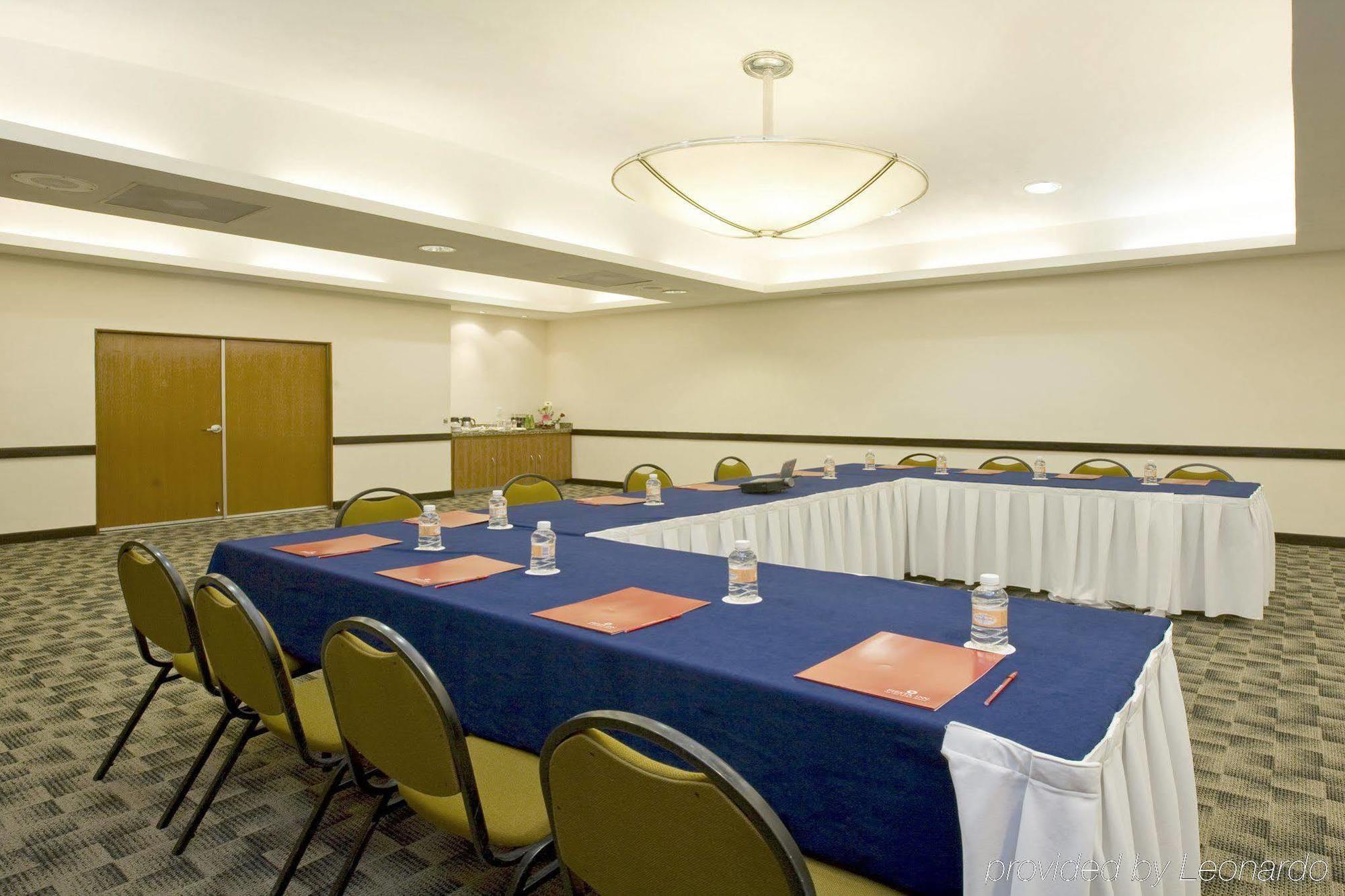Fiesta Inn Express San Luis Potosi Oriente Εξωτερικό φωτογραφία