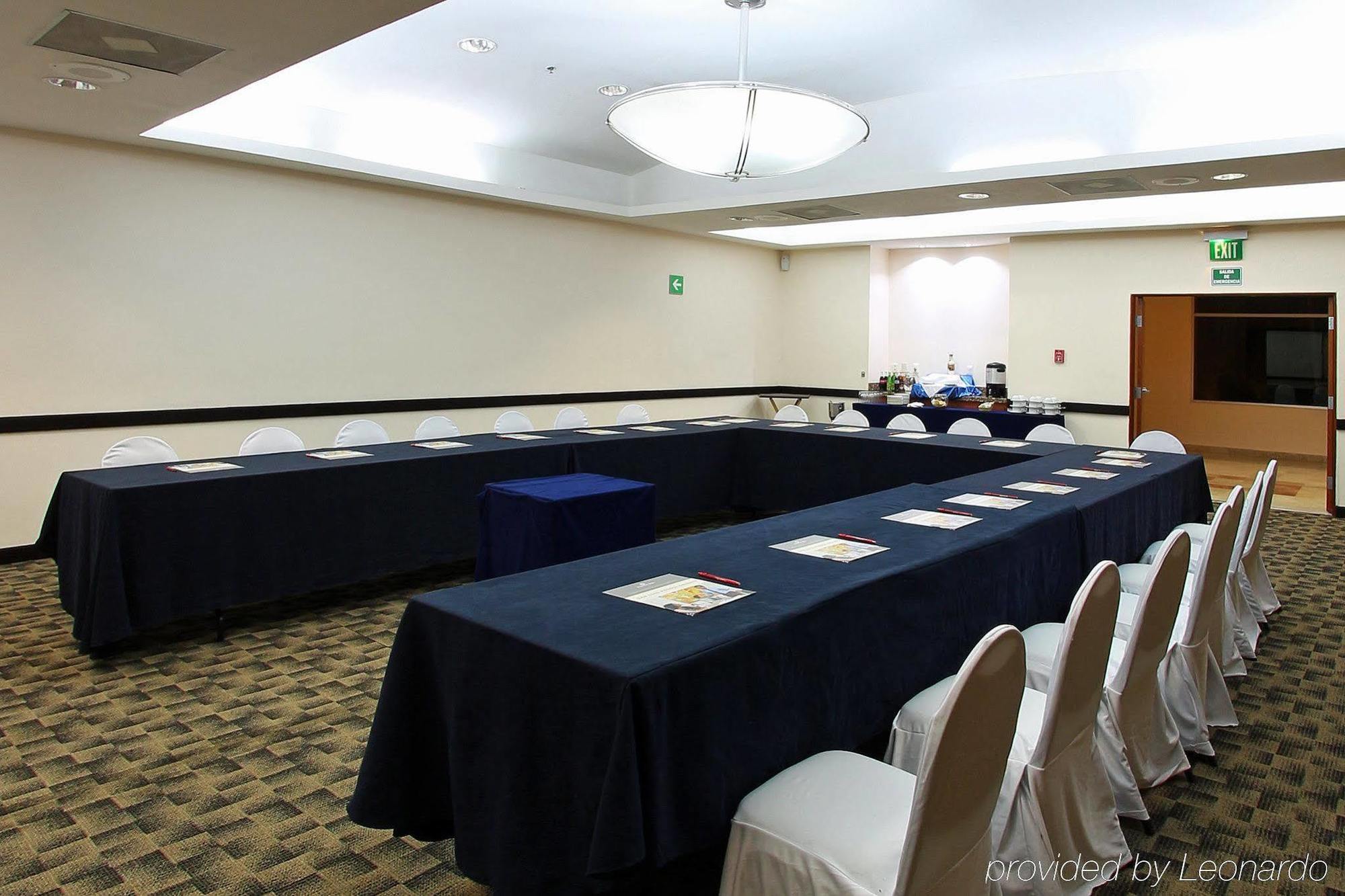 Fiesta Inn Express San Luis Potosi Oriente Εξωτερικό φωτογραφία