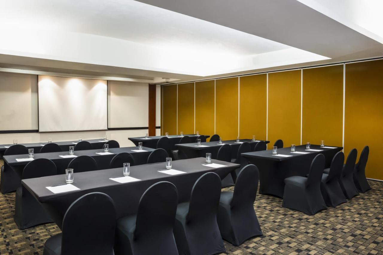 Fiesta Inn Express San Luis Potosi Oriente Εξωτερικό φωτογραφία